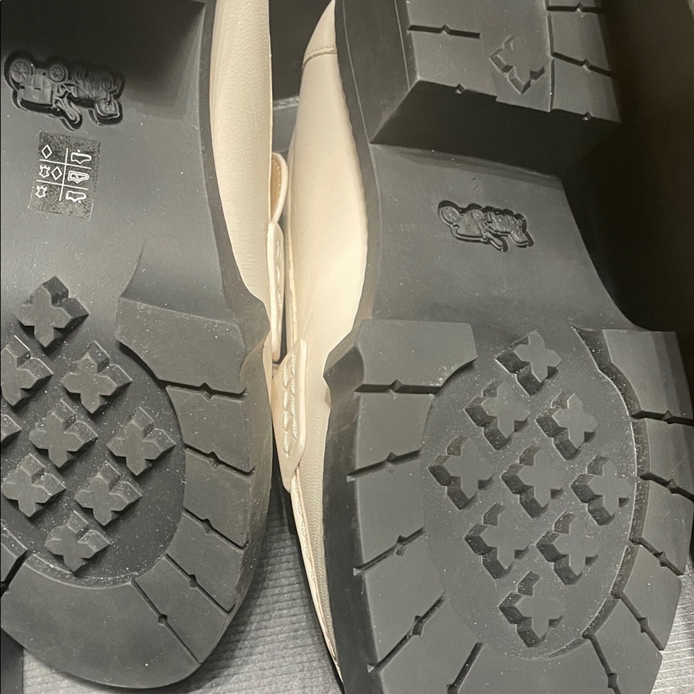 Coach Off-White Leather Loafers - Picture 7 of 8